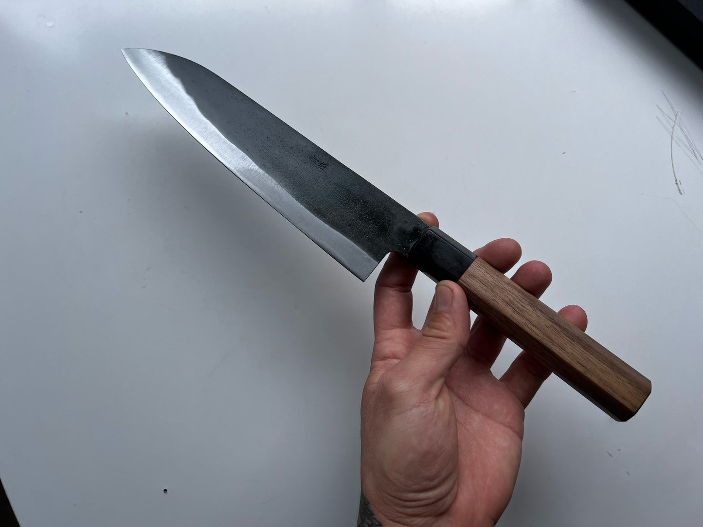 Cuchillo japonés Gyuto – Acero Aogami – Mango de madera de nogal – 21 cm